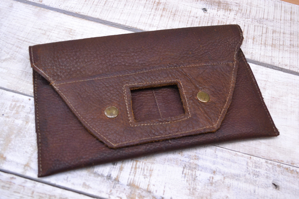 Recycled Leather ipad/ phone Charger Holder - OakPo Paper Co.