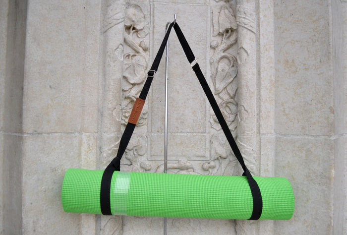 Adjustable Yoga Mat Carrier, Yoga mat strap with adjustable silver
