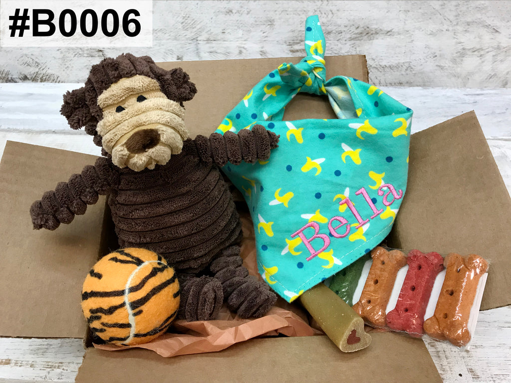 Personalized dog gift box. Customized pet gifts
